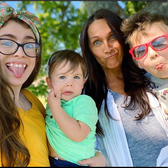 Meet your Posher, Cherie - Picture 5 of 14